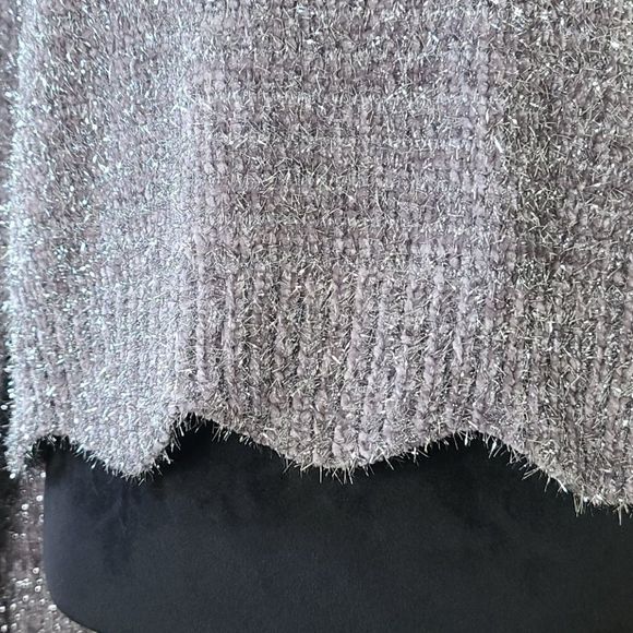 Love by Design Top/Sweater - Picture 2 of 9